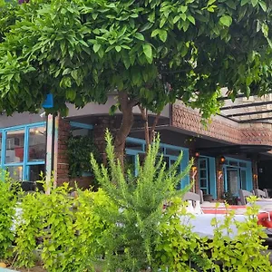 Otel Yolo, Muğla